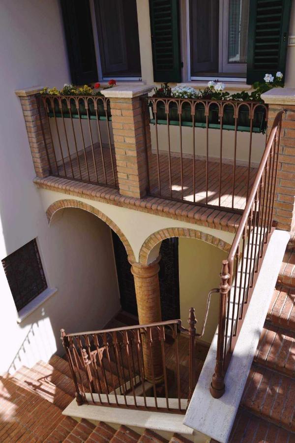 Beb Cornelia Bed & Breakfast Atri Exterior photo