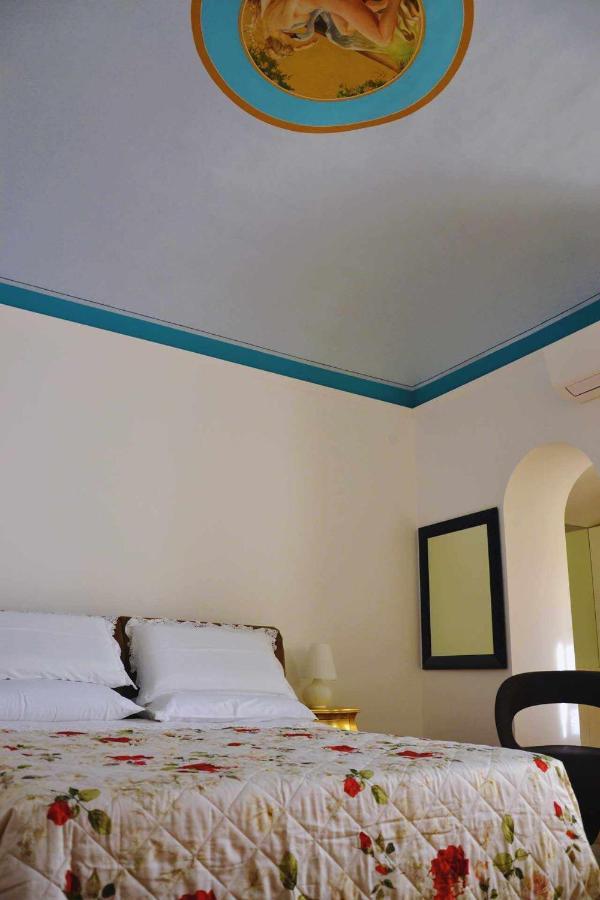Beb Cornelia Bed & Breakfast Atri Exterior photo