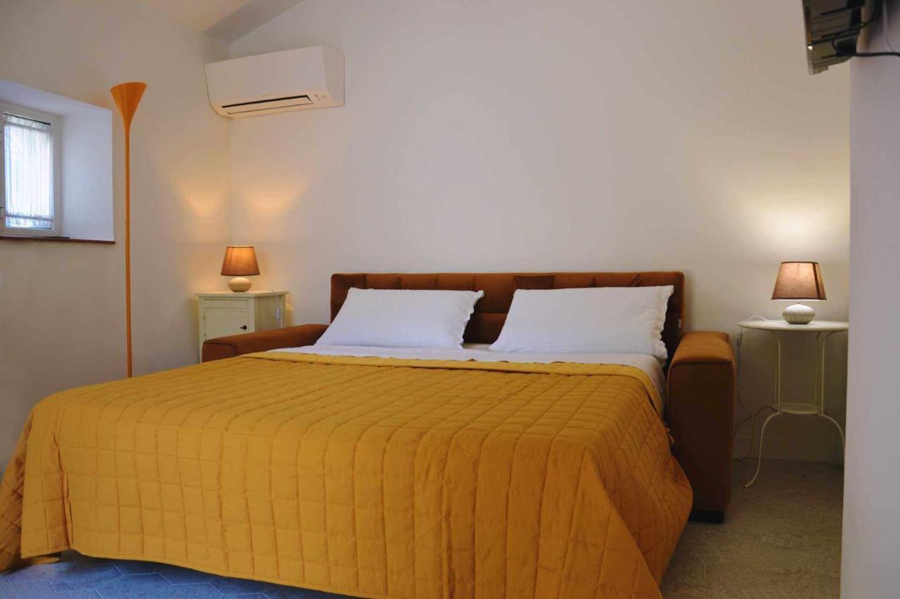 Beb Cornelia Bed & Breakfast Atri Exterior photo